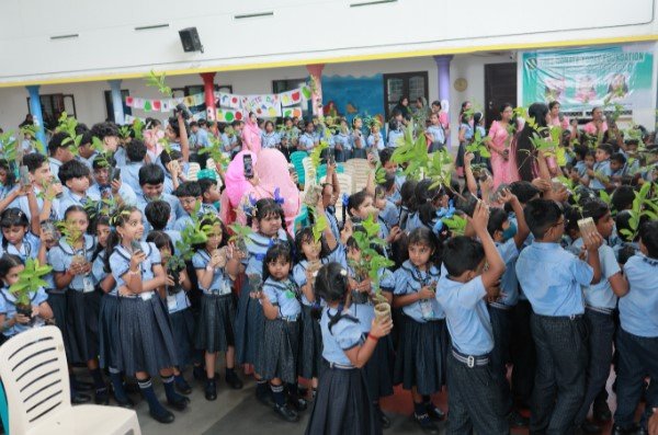 Tree Donate Today Foundation Unveils Global Mission to Plant 500 Crore Trees by 2030